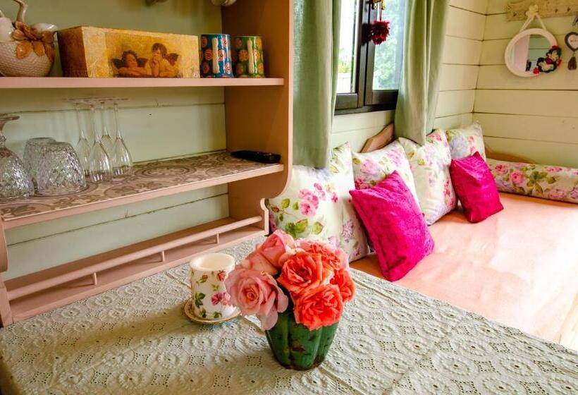 Семейный Номер Вид на Сад, La Roulotte De La Villa Des Chouettes