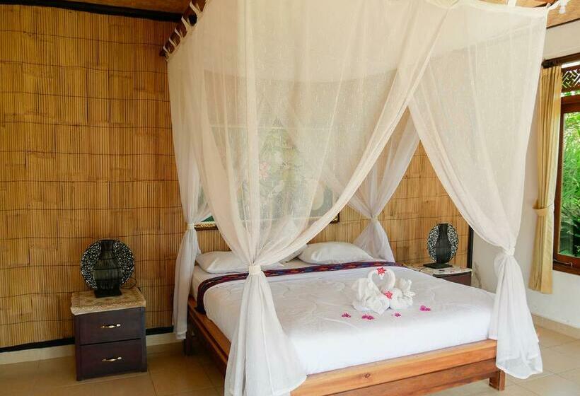 스탠다드 방갈로, Embang Homestay