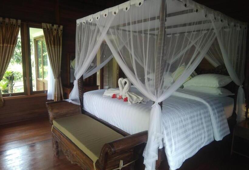 디럭스 룸, Embang Homestay