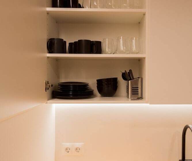 패밀리 룸, Cristina Enea Rooms