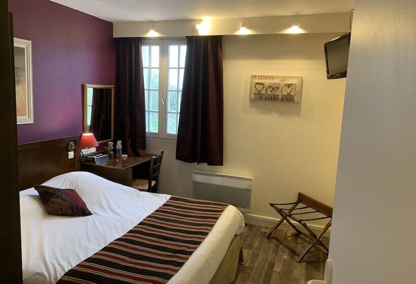 Номер Стандарт, Logis Hôtel Les Nymphéas