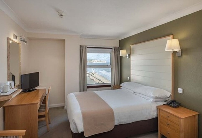 Номер Стандарт Боковой Вид на Море, Trouville Hotel By Compass Hospitality
