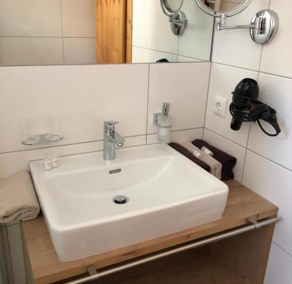 דירת שני חדרים עם מרפת, Garni Apart Wallamotta Silvretta Card Premium Betrieb