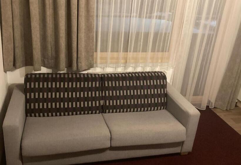 דירת חדר, Garni Apart Wallamotta Silvretta Card Premium Betrieb