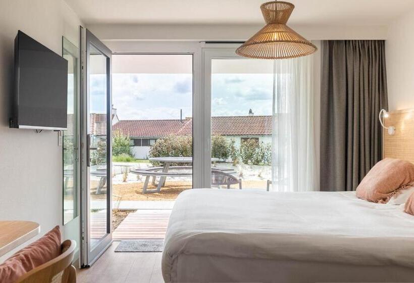 Номер Стандарт с Балконом, C Hotels Zeegalm