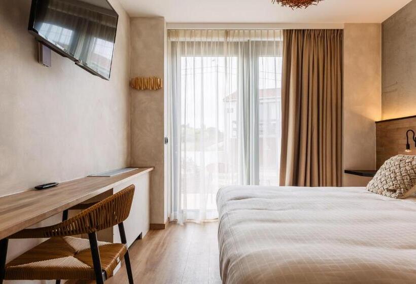 Номер Стандарт с Балконом, C Hotels Zeegalm
