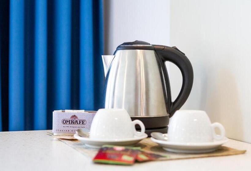 수피리어 트리플 룸, Hi Hotels Riva
