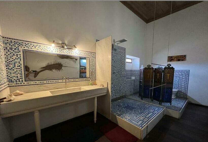 اتاق لوکس, Casa Lavinia