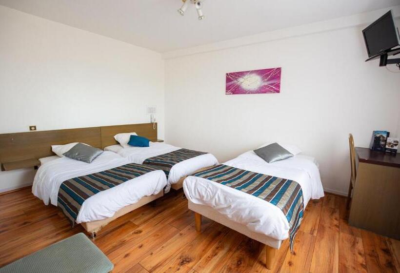 Pokój Standard Trzyosobowy, Contact Hotel Du Ladhof