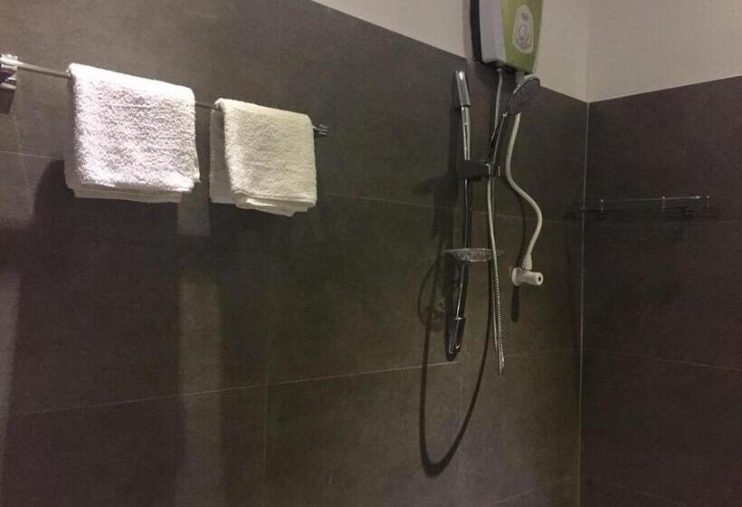 Семейный Номер, Thisara Guest House