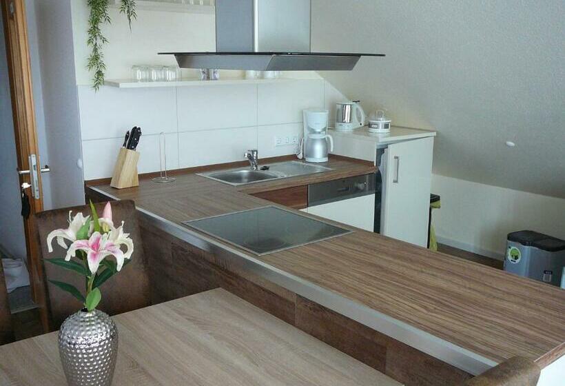 Апартаменты 2 Спальни с Балконом, Haus Drei Tannen