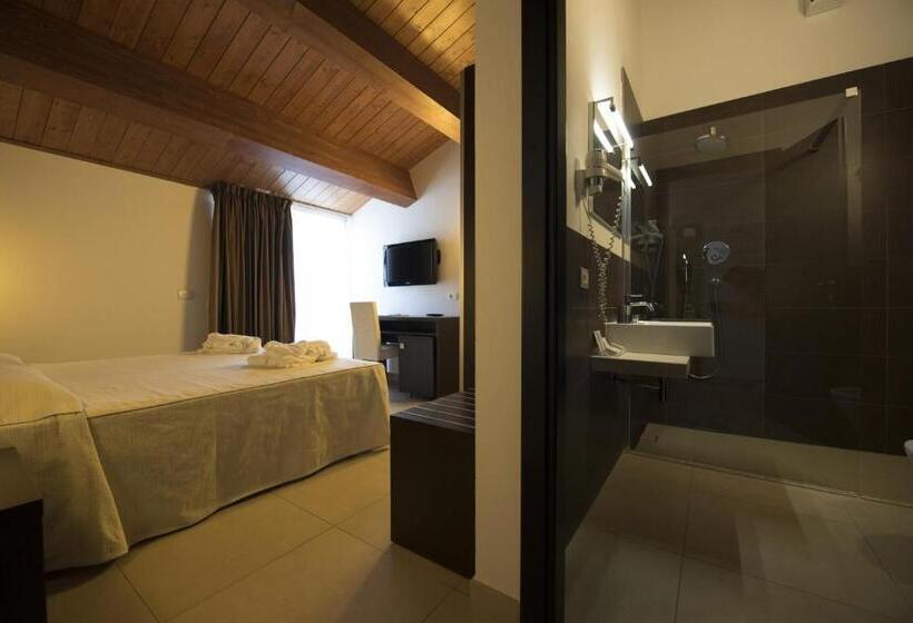 اتاق لوکس, Iride & Spa