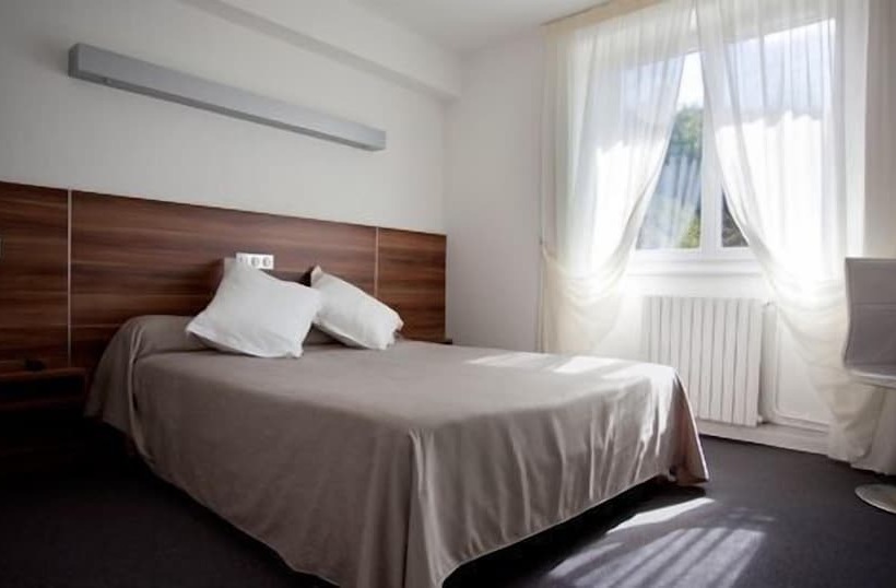 Номер Стандарт, Logis Hôtel Restaurant L Europe