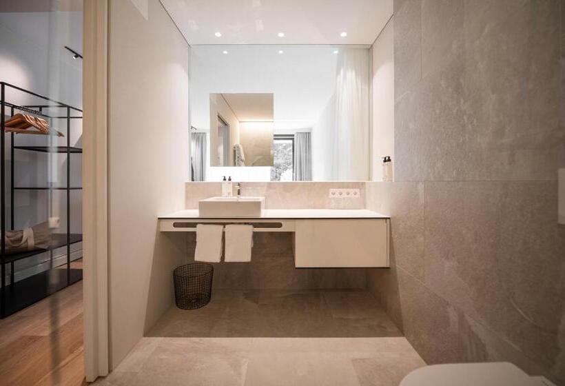 Номер Deluxe, Design Hotel Tyrol