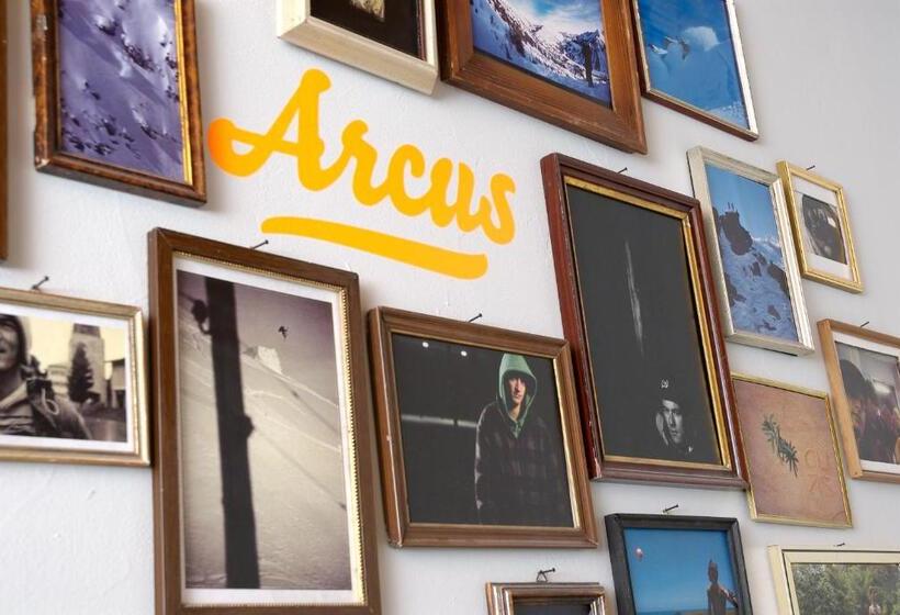 Номер Стандарт с Балконом, Arena Lodge
