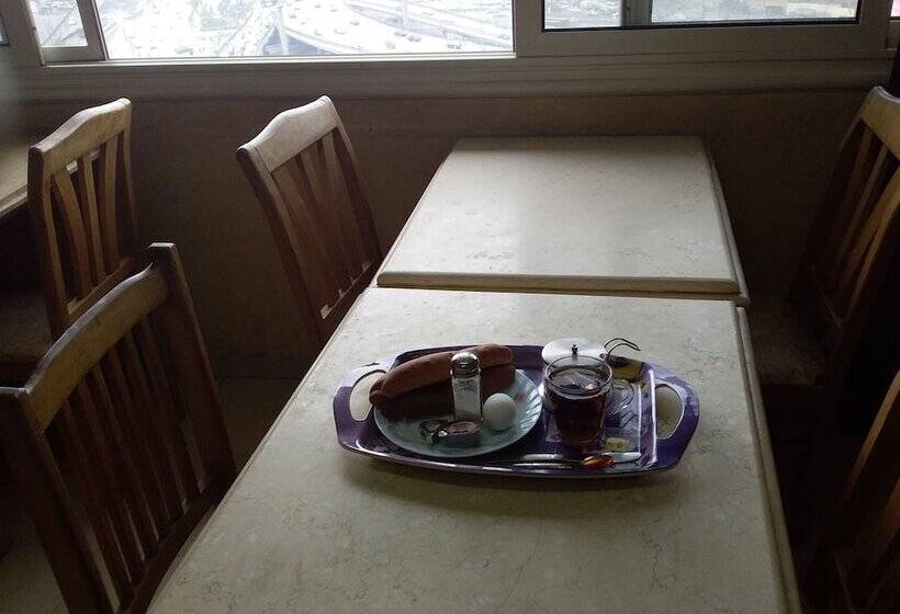 اتاق استاندارد, Isis Hostel 2
