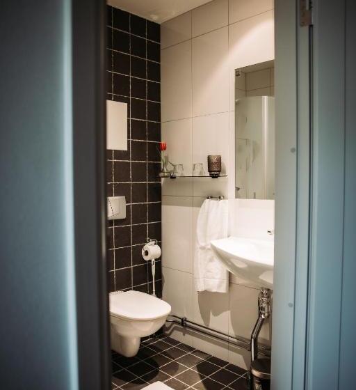 Номер Стандарт, åtellet Hotell