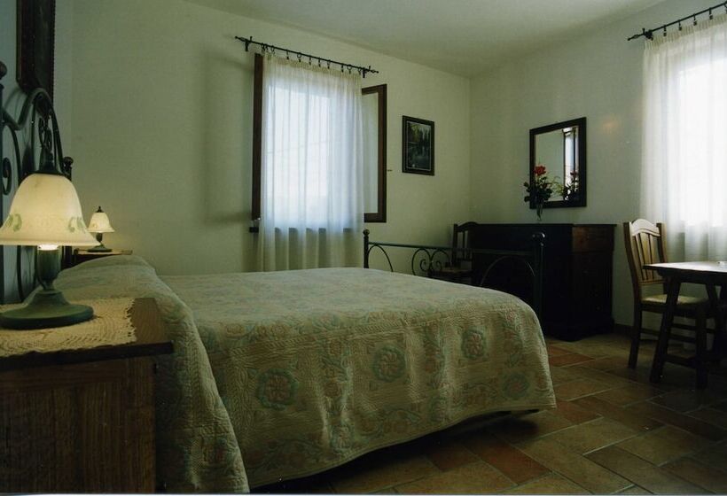 Номер Стандарт, Agriturismo Il Borghetto