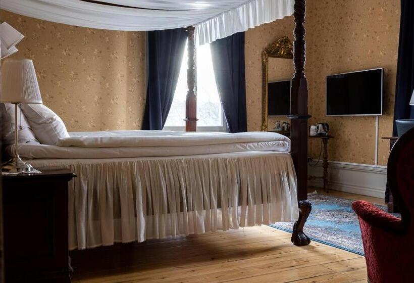 Номер Комфорт, Park Hotel Linköping Fawlty Towers