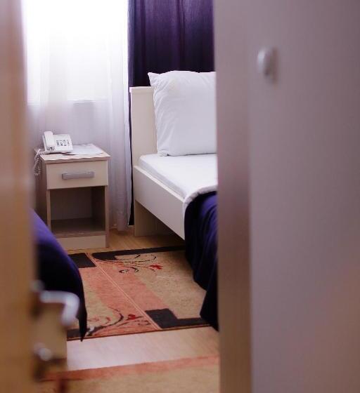 اتاق استاندارد, Garni Hotel Hamburg