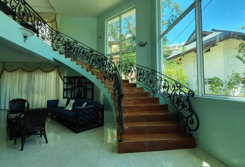 וילה בת 3 חדרי שינה, Pinjalo Resort Villas   Jade Hill Project Property Development