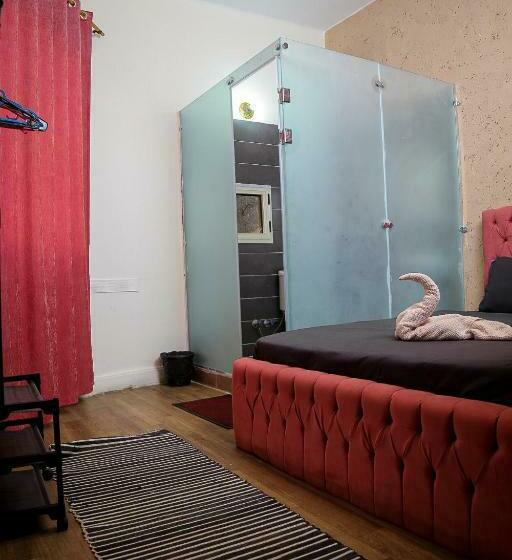 Chambre Standard, Castle