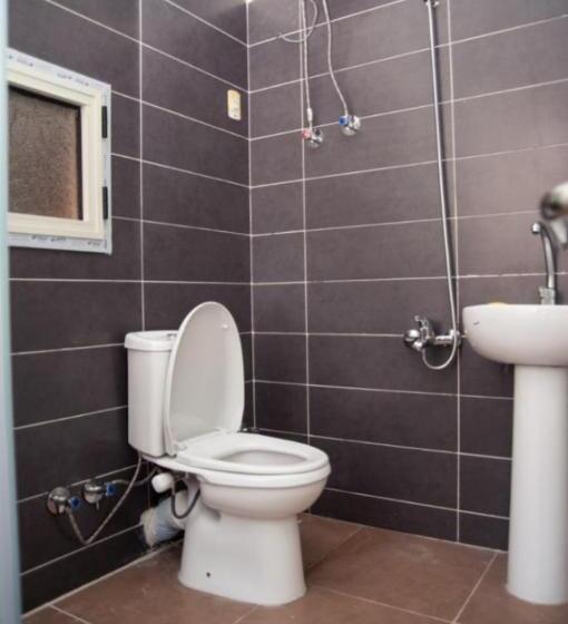 Chambre Triple Standard, Castle