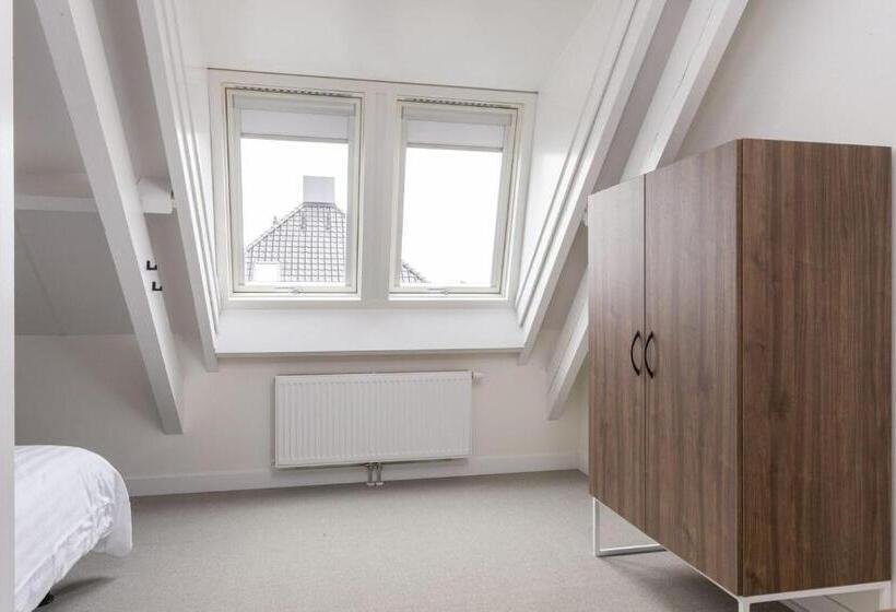 침실 4개 아파트, Vakantie Appartement   Sneekermeer