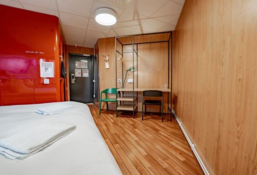 Номер Deluxe, Generator Stockholm