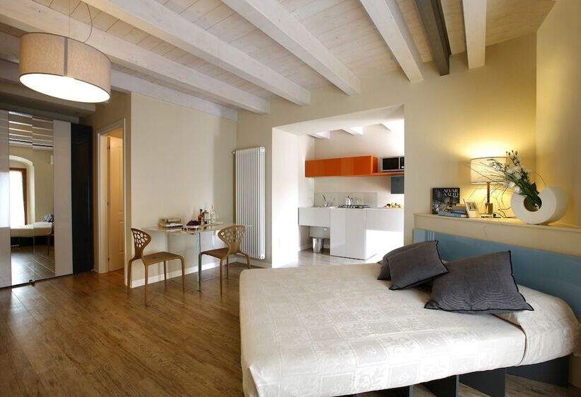 Апартаменты 1 Спальня, Corte San Luca Apartments