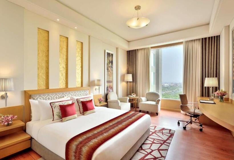 Номер Deluxe, Radisson Noida