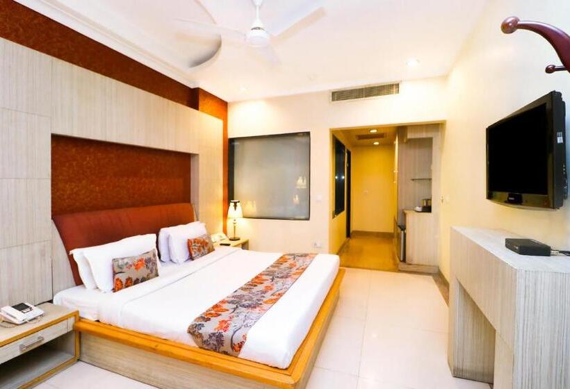 سوییت, Rajshree & Spa