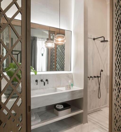 اتاق سوپریور با تخت بزرگ, Castro Hotel Syros