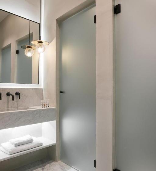 اتاق سوپریور با تخت بزرگ, Castro Hotel Syros