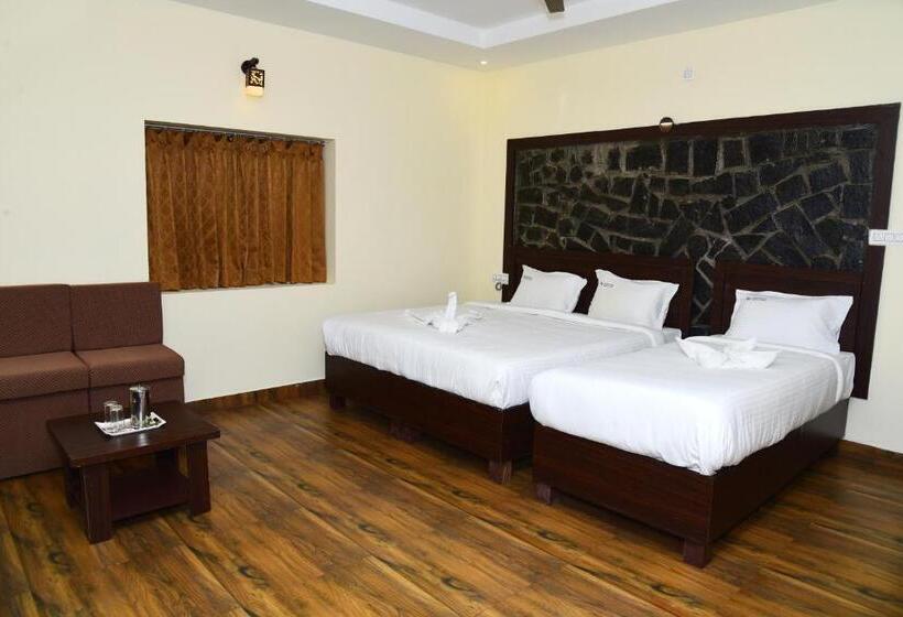 سوییت خانوادگی, R Inn Yercaud
