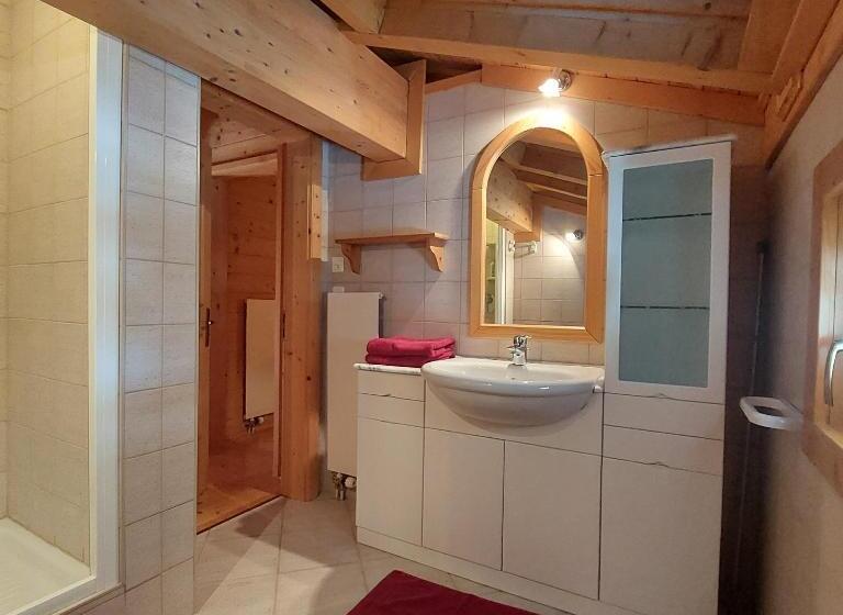 اتاق استاندارد با بالکن, Chambre D Hôtes L Ours Bleu