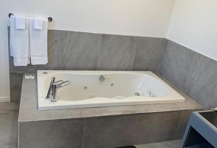 Люкс Кровать Кинг, Motel Grande Ile