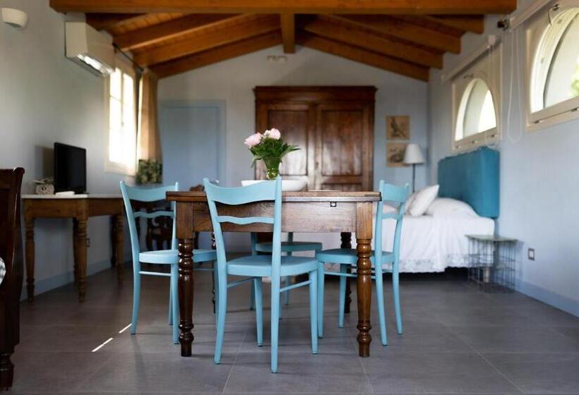 带景观的三人标准房间, Agriturismo Bellandi