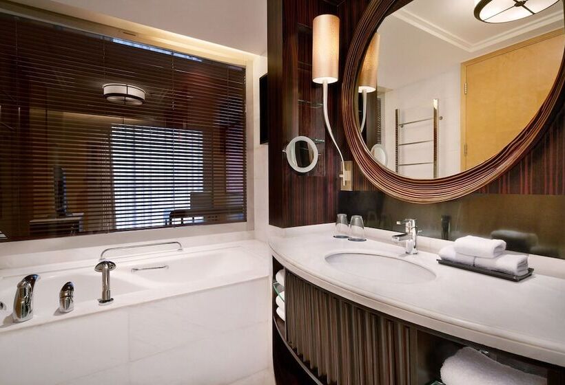 Люкс Клуб, Sheraton Hohhot