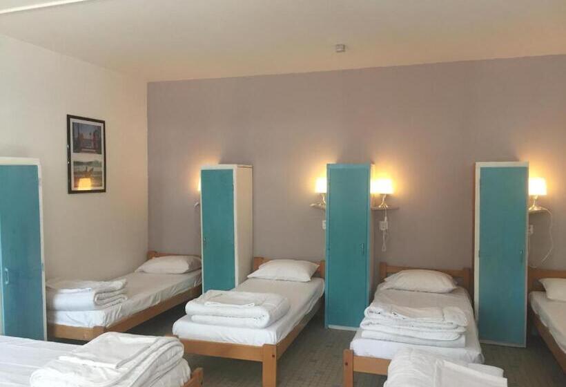 家庭间, Nouvel Horizon Guest Center Landes