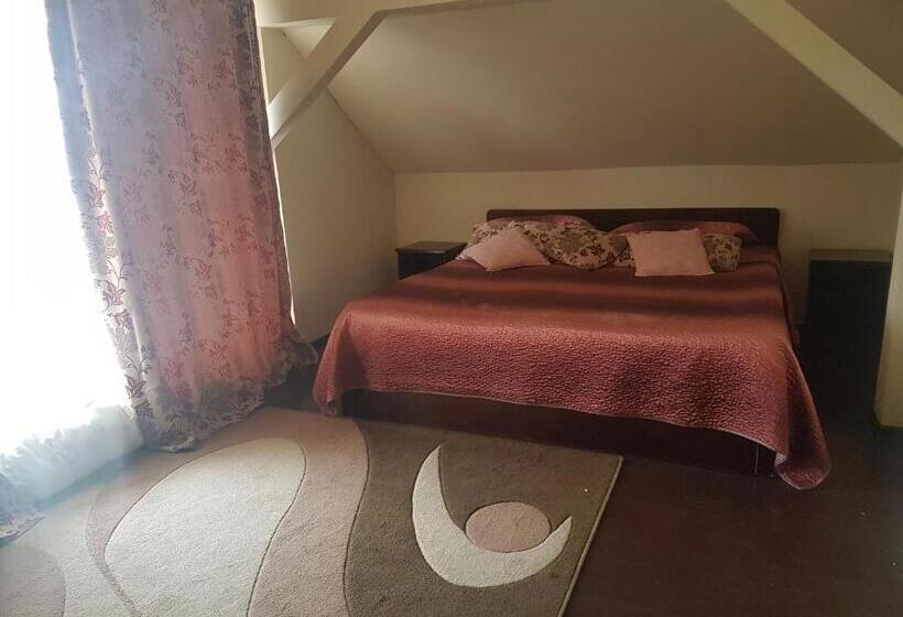 استودیوی استاندارد, Casa David