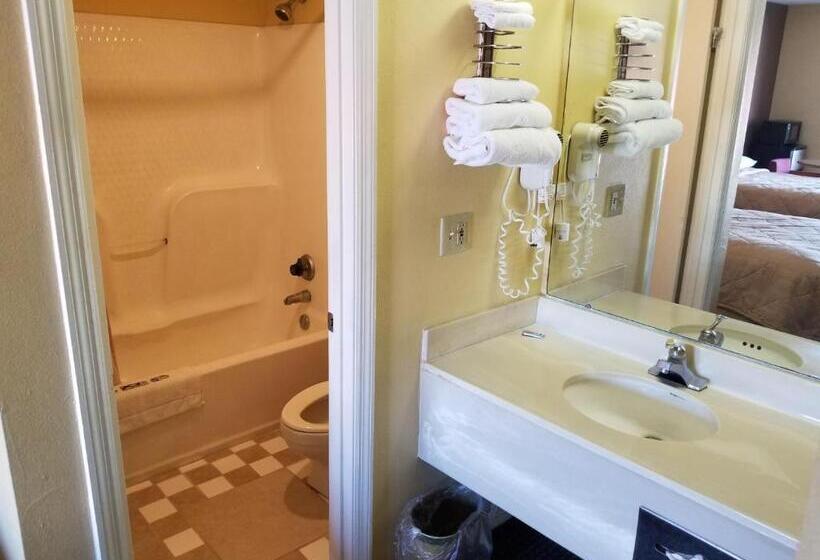 Номер Стандарт 2 Двуспальные Кровати, Americas Best Inn   Savannah I 95