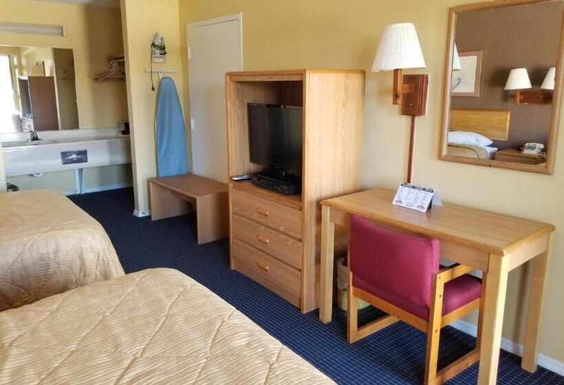 带2个双人床的标准工作室, Americas Best Inn   Savannah I 95