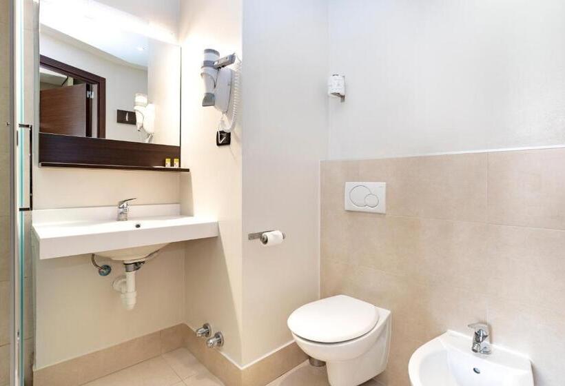 اتاق استاندارد, B&b Hotel Torino Orbassano