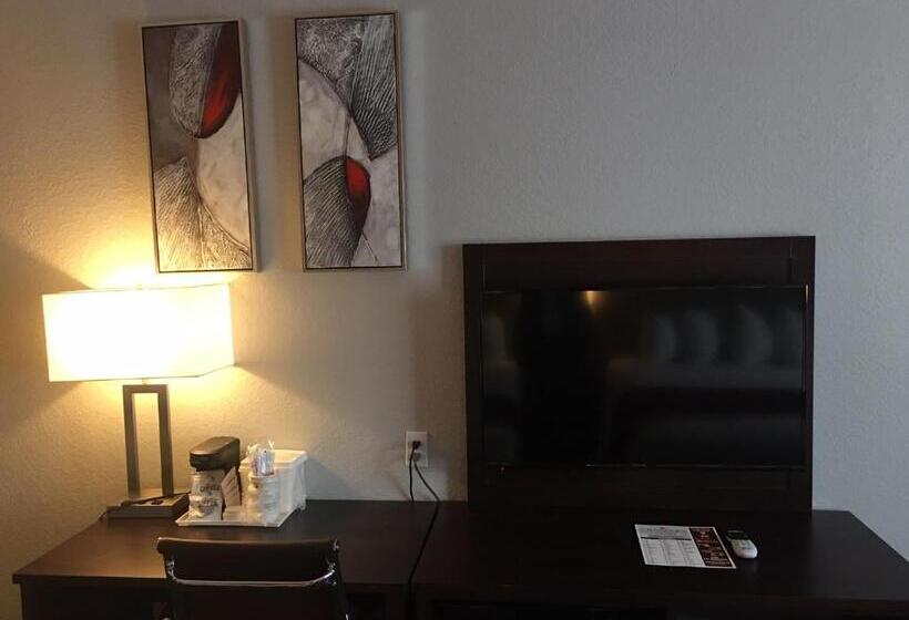 Люкс Deluxe Кровать Кинг, Ramada By Wyndham Keystone Near Mt Rushmore