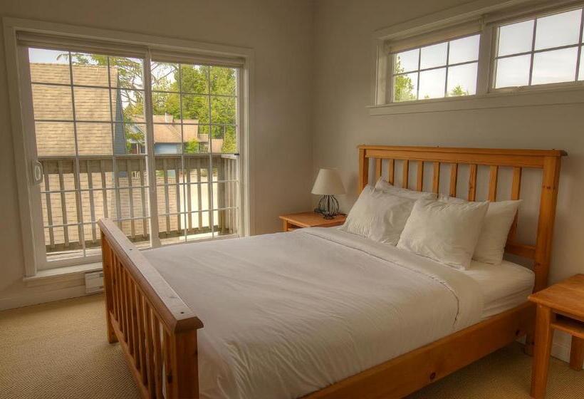 디럭스 스위트 킹 침대, Waters Edge Shoreside Suites