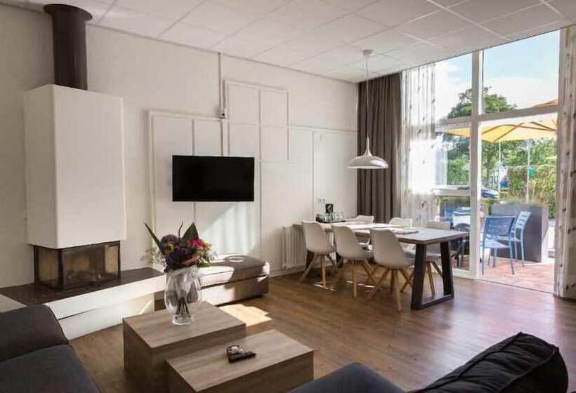 패밀리 스위트, Strandhotel Bos En Duin