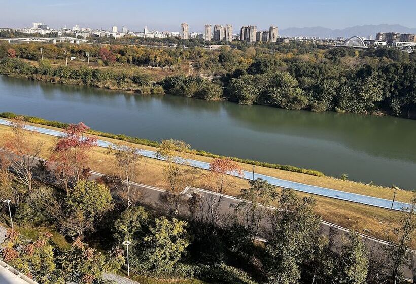 سوییت, Dhawa Quzhou