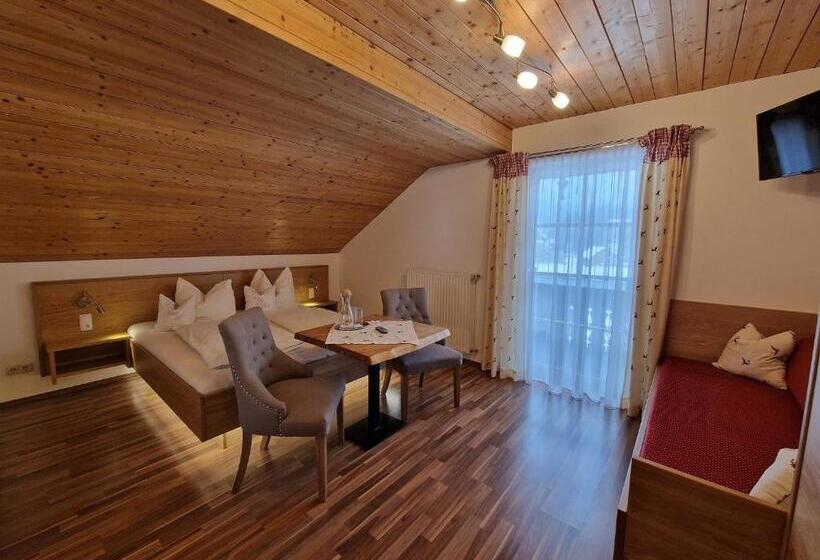 Номер Стандарт Трехместный, Bio Bauernhof Vordergrubenbach   Familie Oberascher