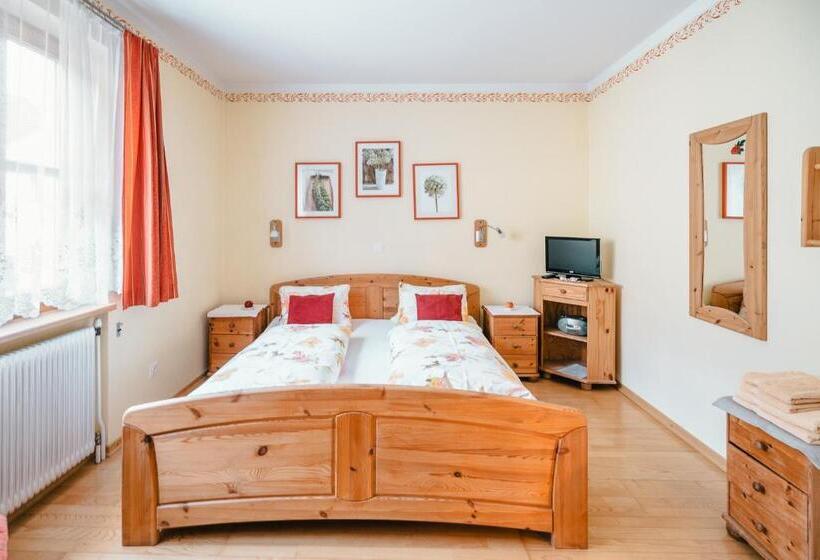 Номер Стандарт, Prinzenhof